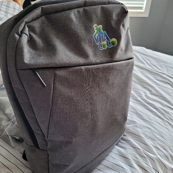 Padded backpack - Picture 2 of 10